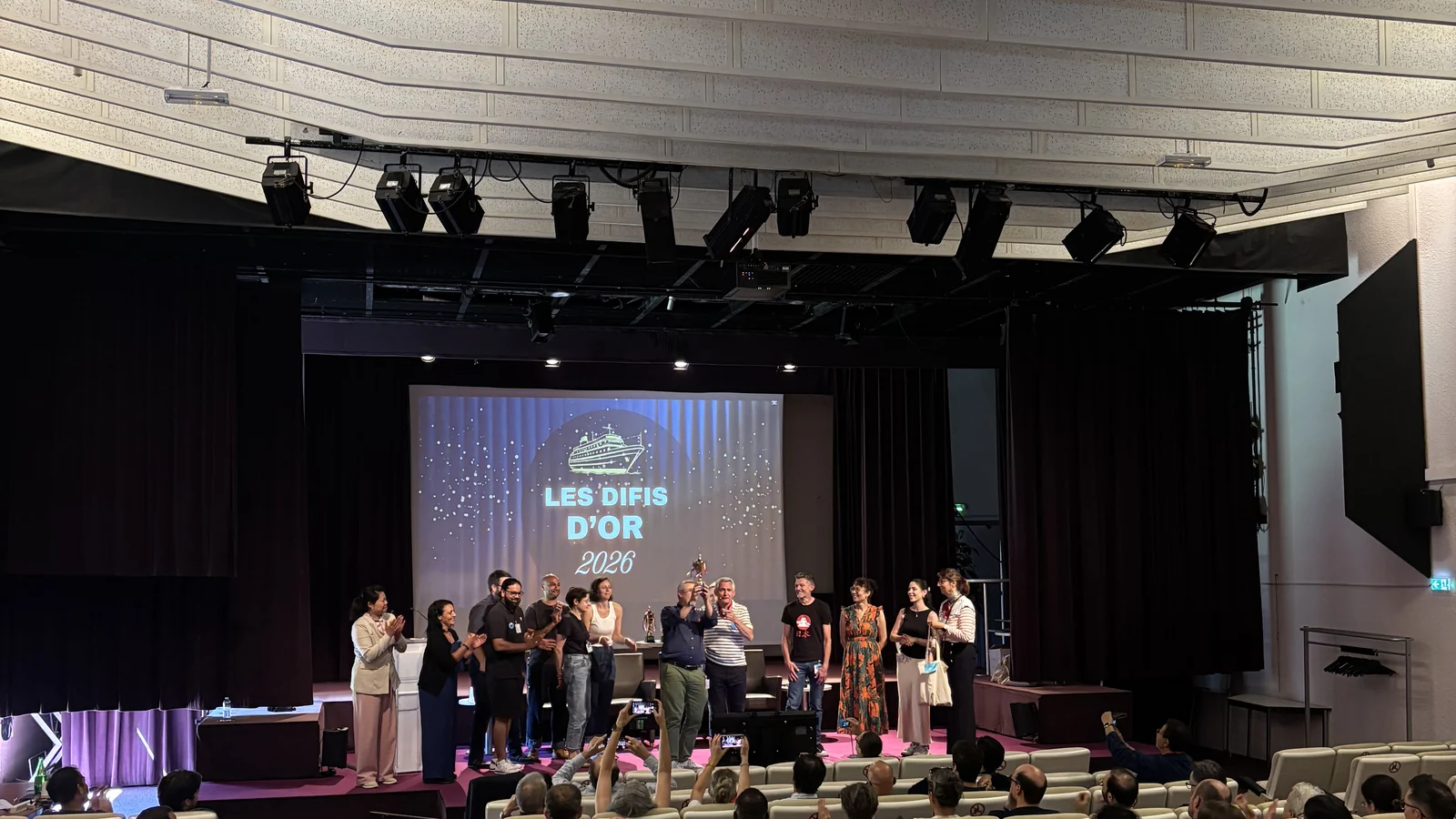 La remise des &laquo;&nbsp;DIFIS d'Or&nbsp;&raquo; sur la sc&egrave;ne de l'auditorium